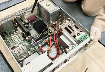 先輩社員インタビュー_フィールド